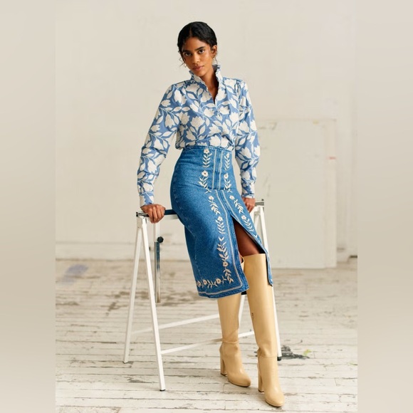 Sezane Eloane Skirt Light Blue Embroidery - Size 6 - Picture 3 of 7